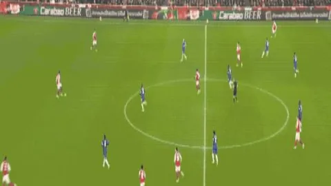 “德甲第17轮：莱比锡0-1负于法兰克福，精彩回顾”